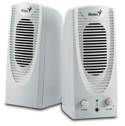 Небольшая настольная стереосистема